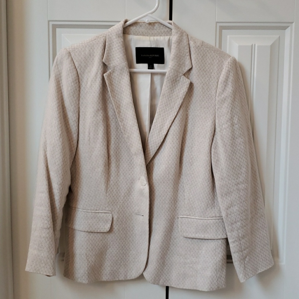 Cream Patterned Banana Republic Blazer